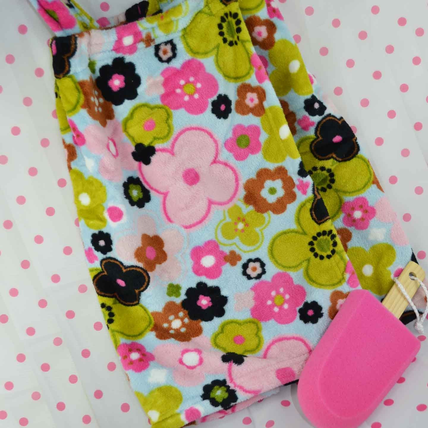 Spa Wrap and Popsicle Sponge