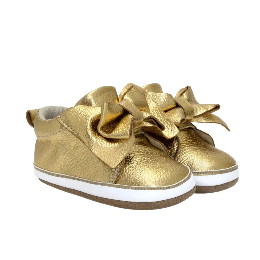 Aria First Kicks