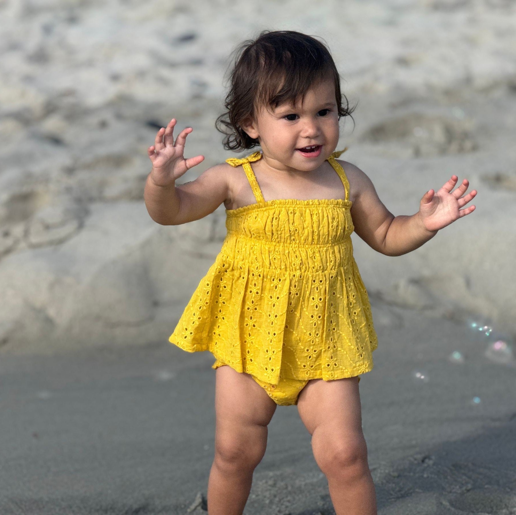 Cassidy Set in Yellow Eyelet